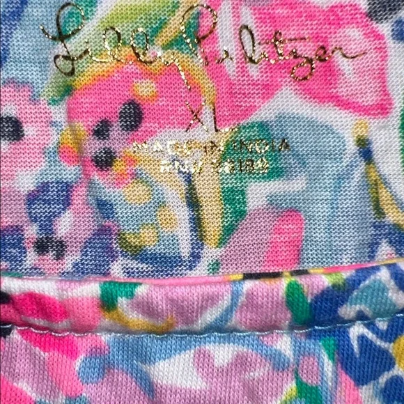 LILLY PULLITZER FLORAL - Picture 2 of 4